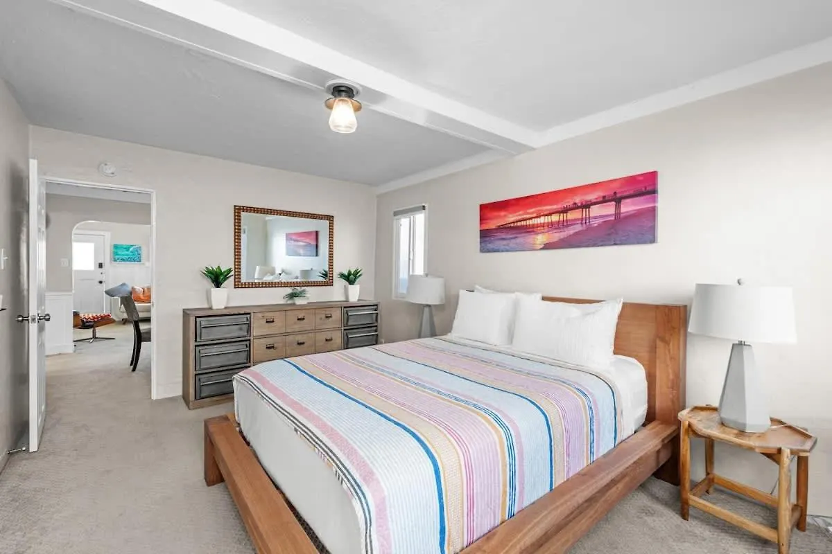 Beachside Bungalow 5 Minute Walk From The Shore Hermosa Beach